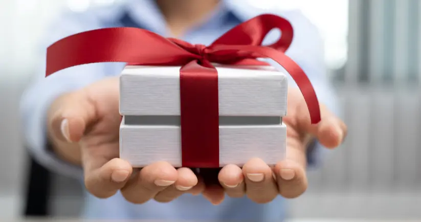 Finding the Perfect Retirement Gift: Personalized Options and More